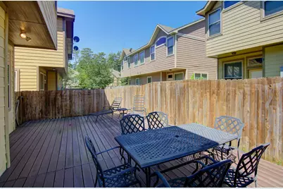 11 Cheswood Manor, The Woodlands, TX 77382 - Photo 6