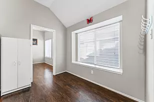 818 Maple Branch Ln, Pearland, TX 77584 - Photo 12