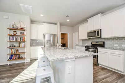 16868 Pink Wintergreen Drive, Conroe, TX 77385 - Photo 10