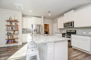 16868 Pink Wintergreen Dr, Conroe, TX 77385 - Photo 10