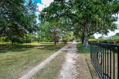 25550 W Fm 1097 Road, Montgomery, TX 77356 - Photo 4