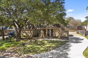 1607 Durfey Ln, Katy, TX 77449 - Photo 2