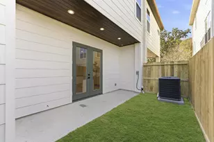 1308 Edwards, Houston, TX 77007 - Photo 10