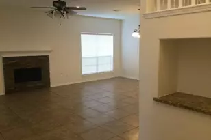10917 Spruce Dr S, La Porte, TX 77571 - Photo 6