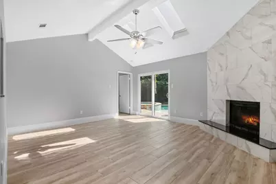 31 S Summer Star Court, The Woodlands, TX 77380 - Photo 12