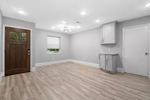 31 S Summer Star Ct, The Woodlands, TX 77380 - Photo 6