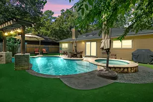 31 S Summer Star Ct, The Woodlands, TX 77380 - Photo 1