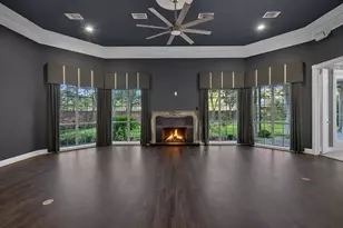 901 Longmire Rd, Conroe, TX 77304 - Photo 22