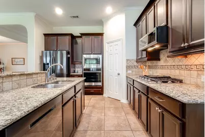 3006 Southern Mill Court, Pearland, TX 77584 - Photo 10