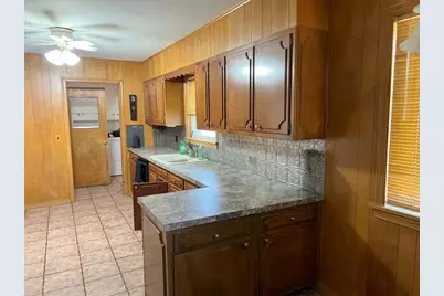 412 Sunset Drive, Hereford, TX 79045 - Photo 4