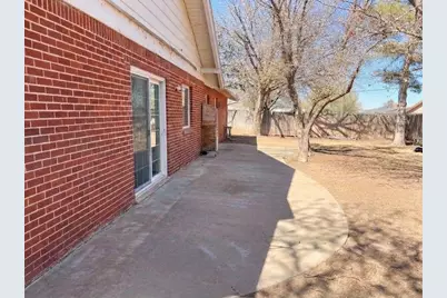 412 Sunset Drive, Hereford, TX 79045 - Photo 26