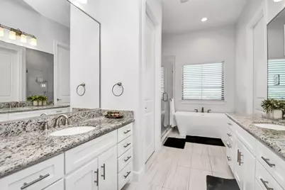 3307 Beverly Forest Dr Drive, Houston, TX 77057 - Photo 34