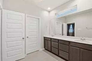 4106 Split Ivy Dr, Houston, TX 77080 - Photo 22