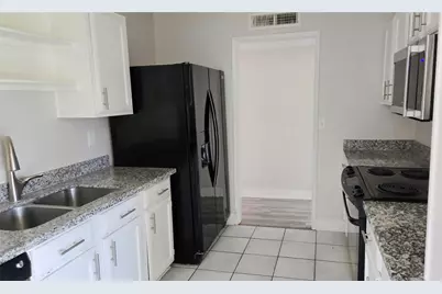 6934 Tara Drive, Richmond, TX 77469 - Photo 10