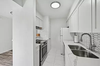 8211 Kingsbrook Road #205, Houston, TX 77024 - Photo 12