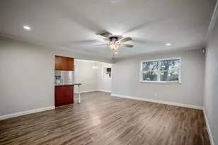 2411 Orange St, Waller, TX 77484 - Photo 10