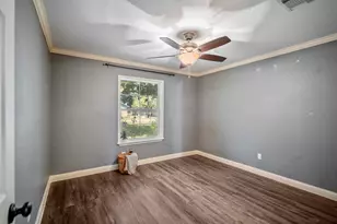 2411 Orange St, Waller, TX 77484 - Photo 22