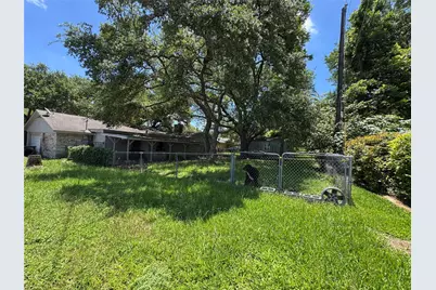 2000 Kirk Drive, Brenham, TX 77833 - Photo 8