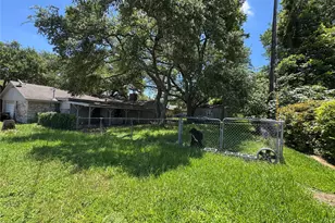 2000 Kirk Dr, Brenham, TX 77833 - Photo 8