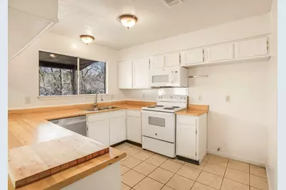 2019 Lake Creek Drive, Houston, TX 77339 - Photo 10