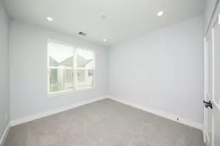1860 W Tidwell Rd, Houston, TX 77091 - Photo 18