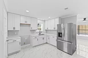 638 Cleo St, Fresno, TX 77545 - Photo 18