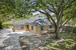 638 Cleo St, Fresno, TX 77545 - Photo 2