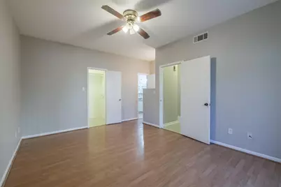 8100 Cambridge Street #101, Houston, TX 77054 - Photo 12