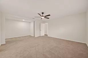 5401 Bayou Dr, Dickinson, TX 77539 - Photo 16