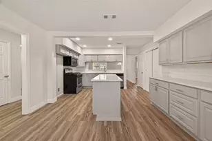 5401 Bayou Dr, Dickinson, TX 77539 - Photo 8