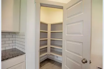 10610 Great Basin Drive, Rosharon, TX 77583 - Photo 8