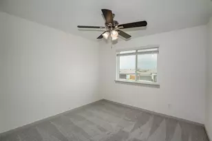 10610 Great Basin Dr, Rosharon, TX 77583 - Photo 24