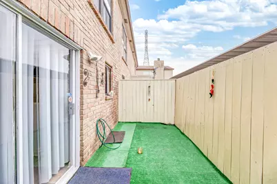 2120 Wilcrest Drive #107, Houston, TX 77042 - Photo 24