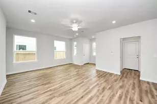 18714 Loom dr, Conroe, TX 77306 - Photo 12