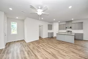 18714 Loom dr, Conroe, TX 77306 - Photo 10