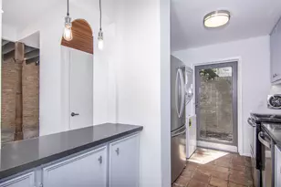 1942 Indiana St, Houston, TX 77019 - Photo 26