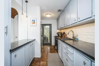 1942 Indiana Street, Houston, TX 77019 - Photo 6