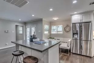 331 W 30th St, Houston, TX 77018 - Photo 8