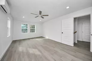 1206 37th St, Galveston, TX 77550 - Photo 36