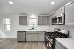 1206 37th St, Galveston, TX 77550 - Photo 16