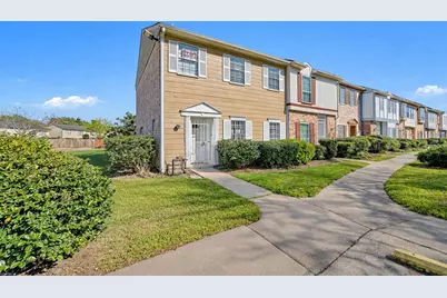 11127 Village Bend Lane #1127, Houston, TX 77072 - Photo 4