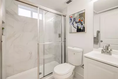 605 Bomar Street #1, Houston, TX 77006 - Photo 22