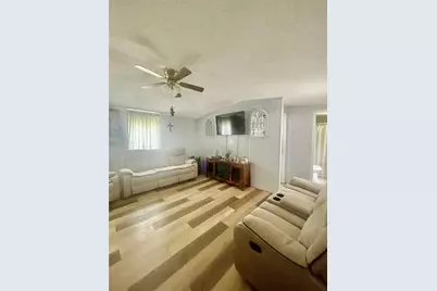 20127 Bluewater, Montgomery, TX 77356 - Photo 2