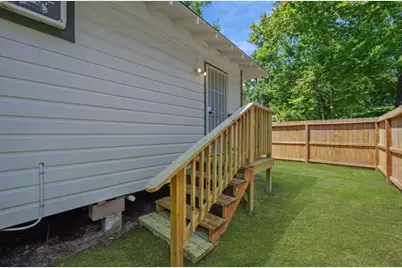 701 Clay Street, Cleveland, TX 77327 - Photo 18