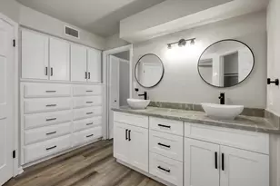 88 April Wind Dr S, Conroe, TX 77356 - Photo 14