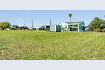 2326 Madison Avenue, Port Bolivar, TX 77650 - Photo 1