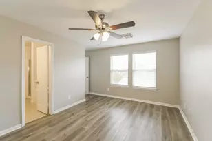 4703 Montclair Hill Ln, Fresno, TX 77545 - Photo 12