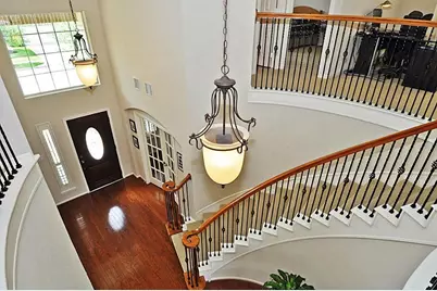 5210 Riverstone Crossing Drive, Sugar Land, TX 77479 - Photo 4