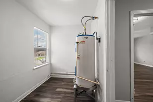 1107 3rd Ave N, Texas City, TX 77590 - Photo 28