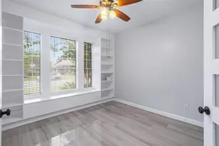 315 Blossomwood Dr, League City, TX 77573 - Photo 6